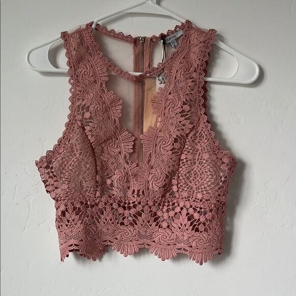 Blashe Tops - Blashe Lace Crochet Crop Top Mauve Pink NWT Size Small